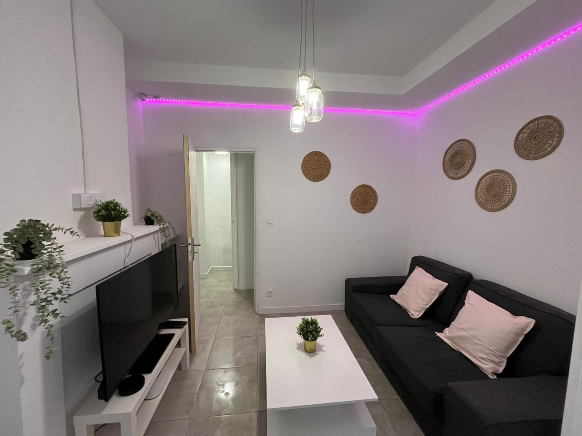 Gite Le Charme Citadin 55 M² Avec Exterieur วาลองเซียนส์ ภายนอก รูปภาพ