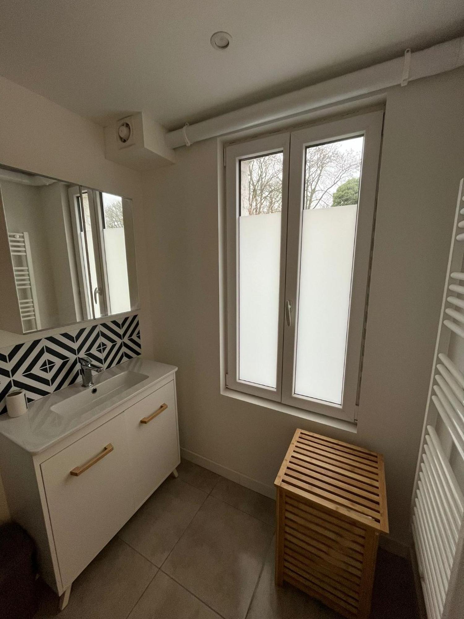 Gite Le Charme Citadin 55 M² Avec Exterieur วาลองเซียนส์ ภายนอก รูปภาพ