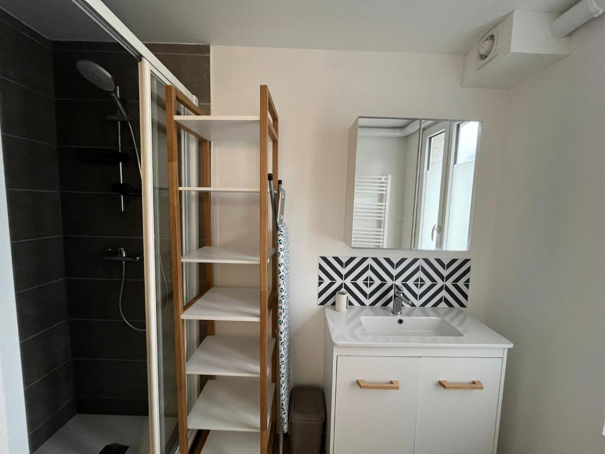 Gite Le Charme Citadin 55 M² Avec Exterieur วาลองเซียนส์ ภายนอก รูปภาพ