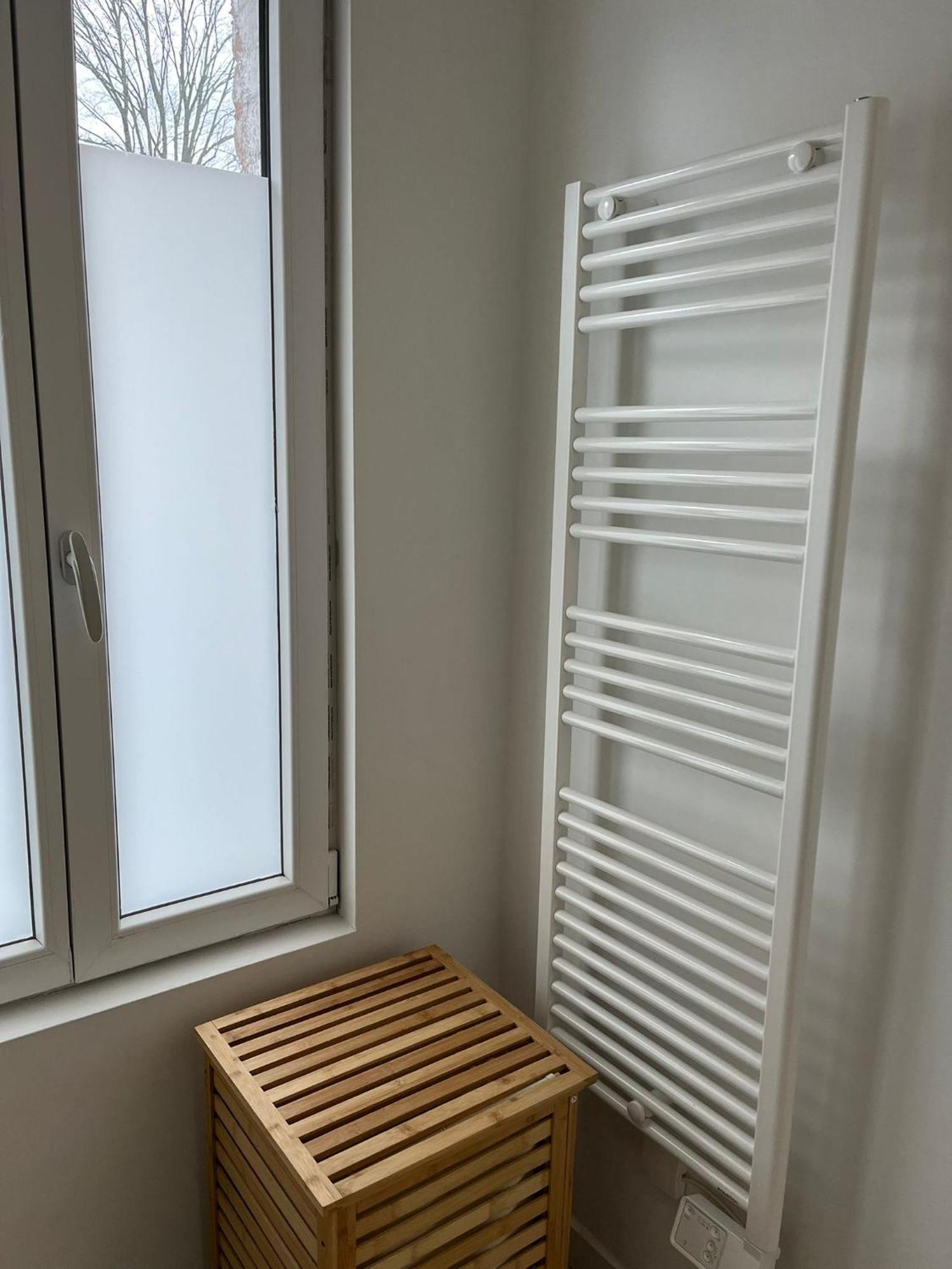 Gite Le Charme Citadin 55 M² Avec Exterieur วาลองเซียนส์ ภายนอก รูปภาพ